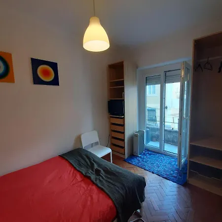 Peartree Apartment *